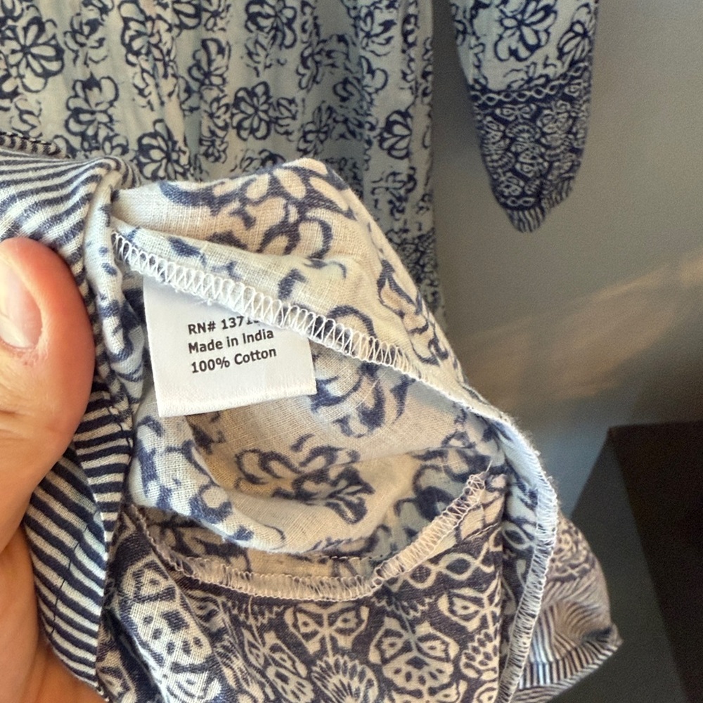 Bella Tu Blue and White Patterned‎ Tunic Dress - Picture 4 of 7
